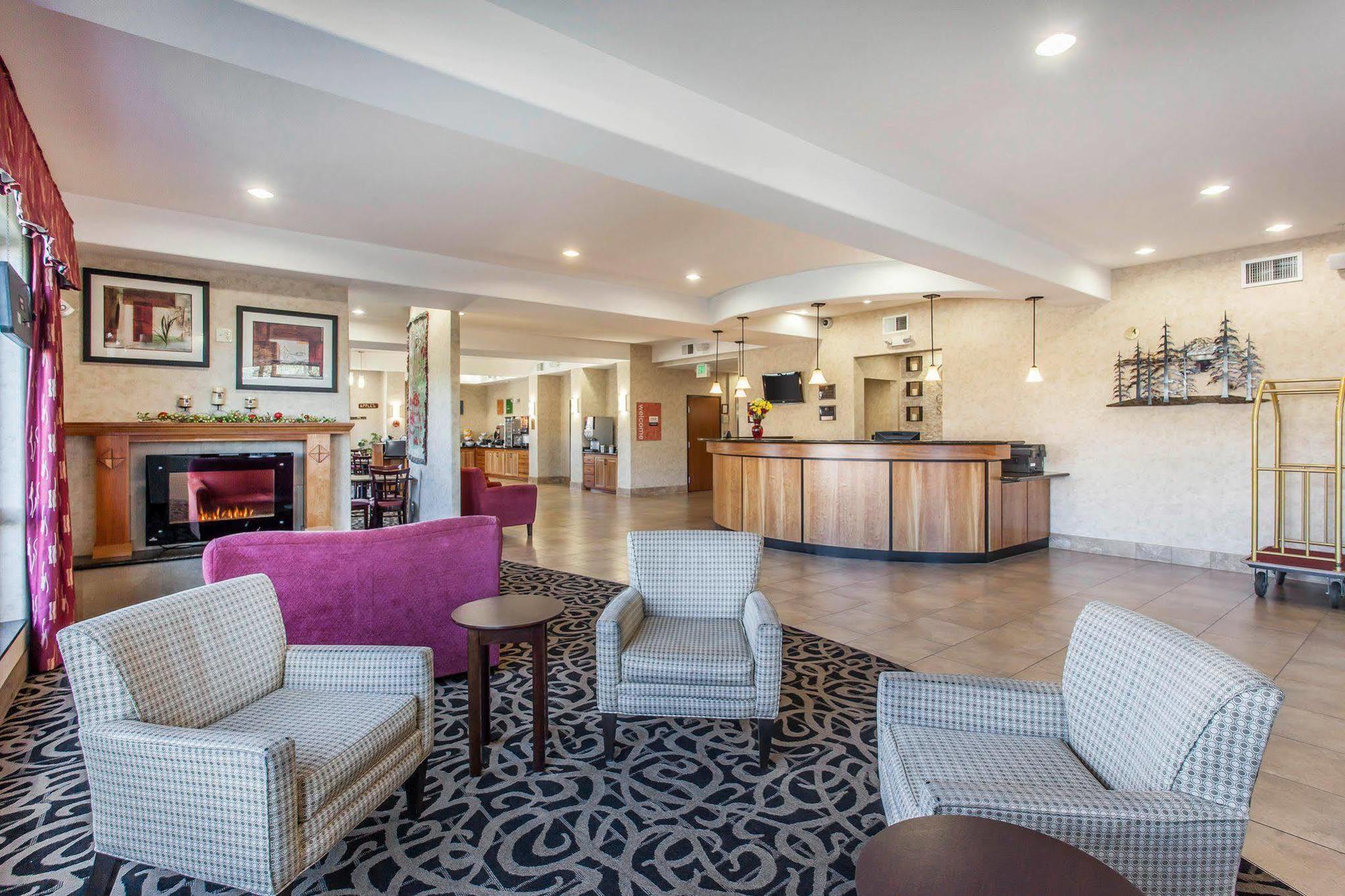 Comfort Suites Wenatchee Gateway Εξωτερικό φωτογραφία