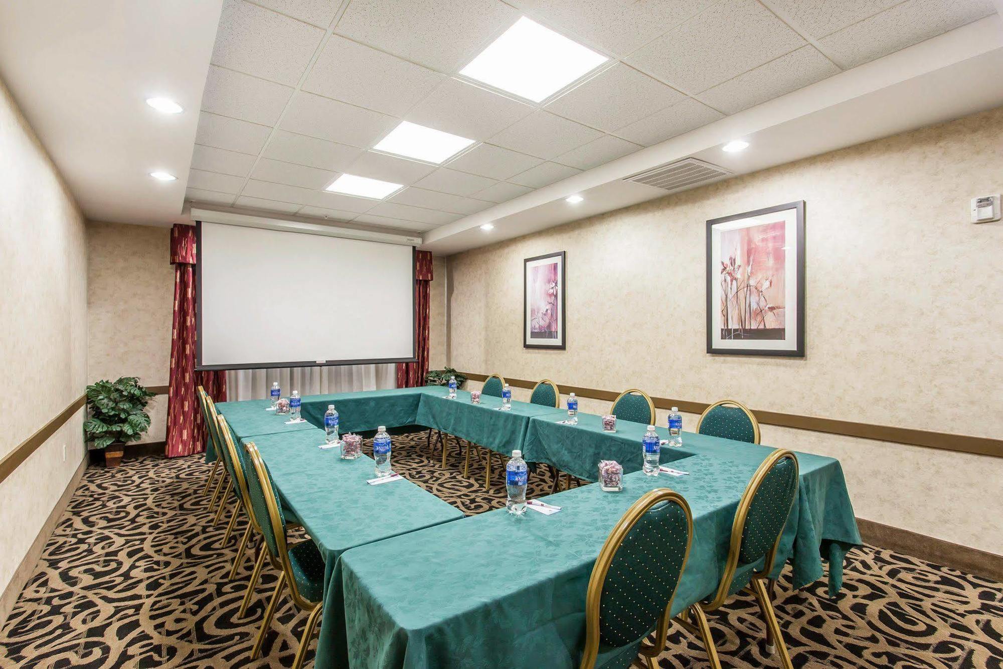 Comfort Suites Wenatchee Gateway Εξωτερικό φωτογραφία